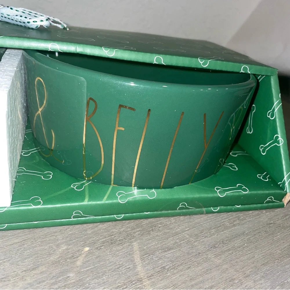 Rae Dunn Set of 2 Pet Bowls: BARK, LOVE & BELLY RUB Green with Gold lettering - Picture 4 of 7